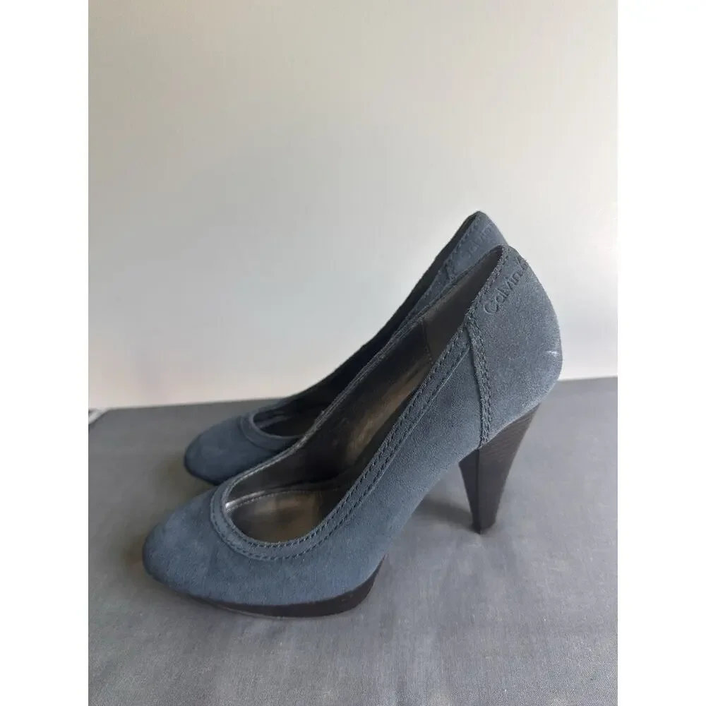 Vintage Calvin Klein Size 8 Blue Suede Heels Platform Toe Slip On Stiletto